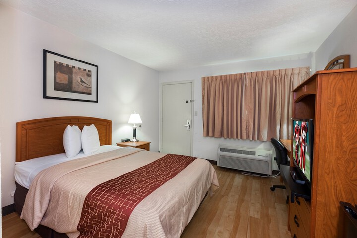 Room 14 of 23