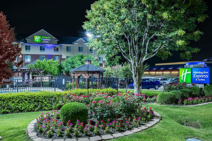 Hotel 3 of 51