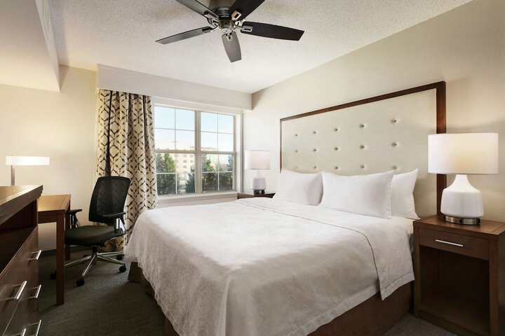 Room 18 of 36