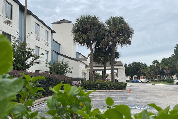 Hotel 4 of 36