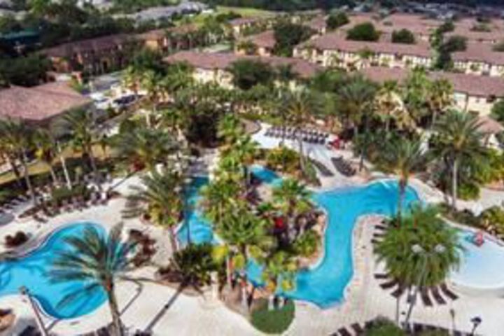 Orlando Sweet Vacation Home 4 Br Villa by RedAwning