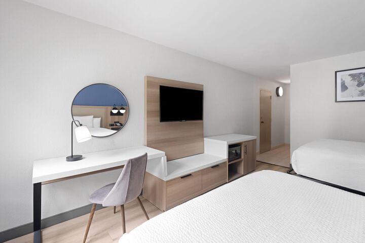 La Quinta Inn & Suites by Wyndham Myrtle Beach