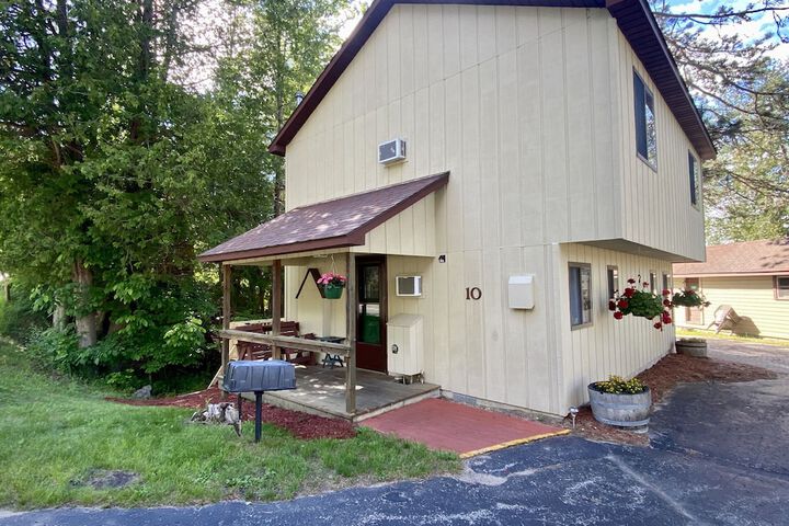 Betsie Riverside Resort
