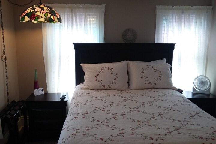 Island Guest House B & B