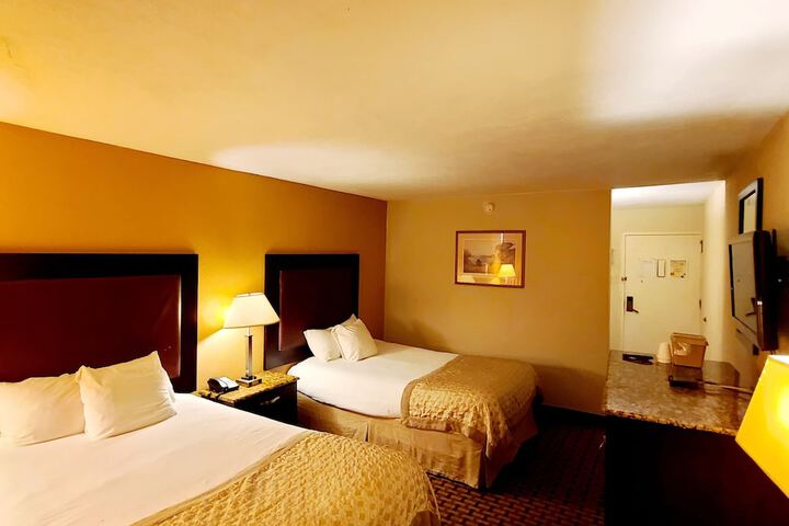 Room 34 of 44