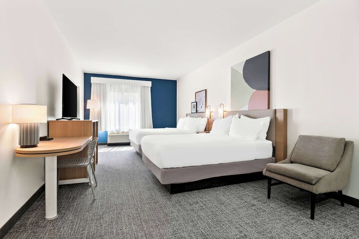 Room 21 of 31