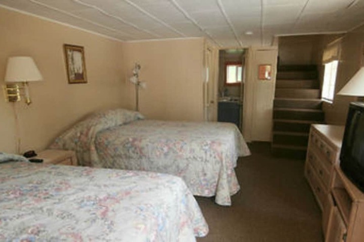 Riverbend Lodging