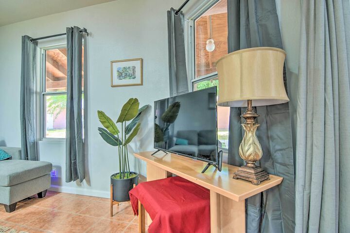 Single-story Eloy Apartment w / Patio Space!