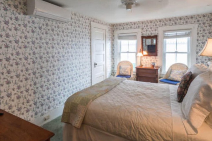 Snug Cottage