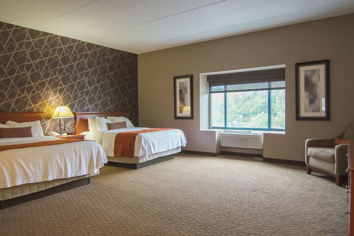 Wheeling Island Hotel-Casino-Racetrack