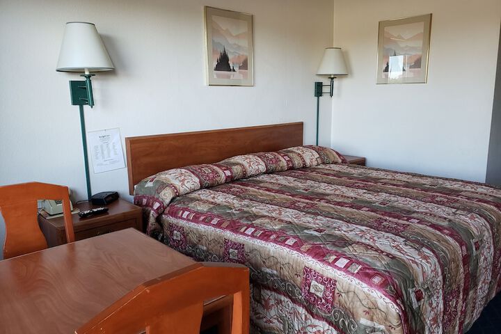 Room 19 of 43