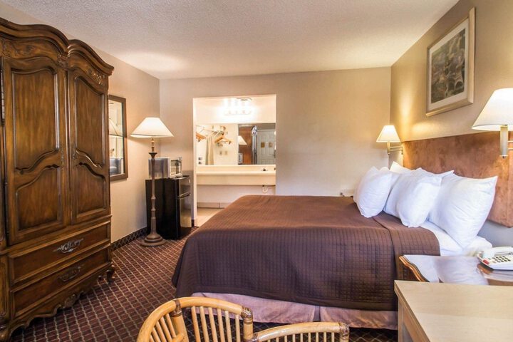 Rodeway Inn Apopka South