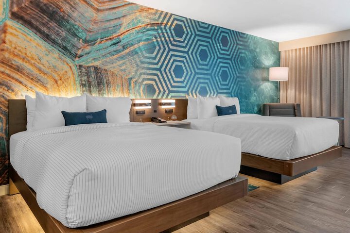 Cambria Hotel St. Petersburg-Madeira Beach Marina