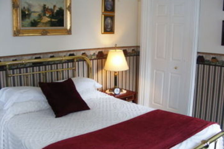 Pinehill Inn