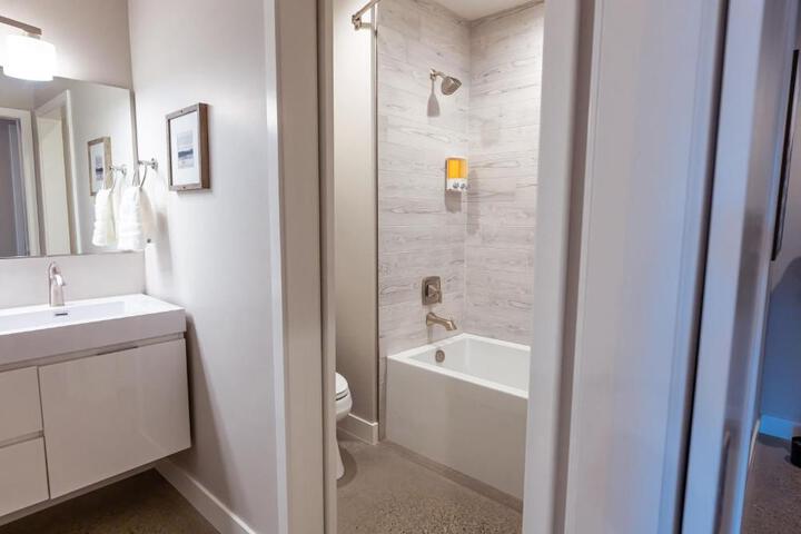 Baywood Inn Bed & Breakfast