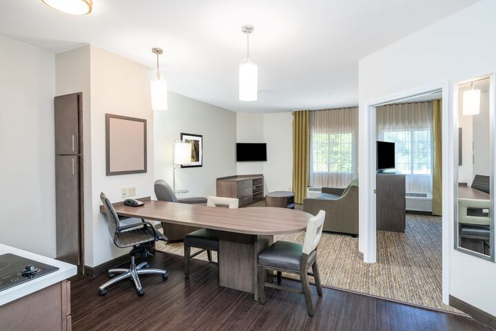 Candlewood Suites Auburn by IHG