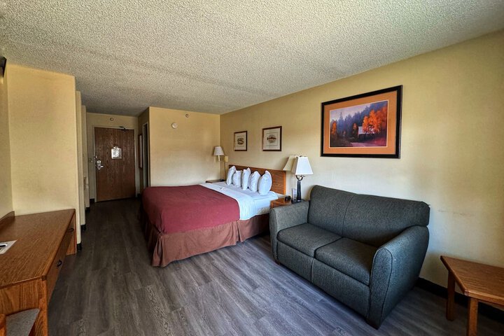 Room 31 of 65
