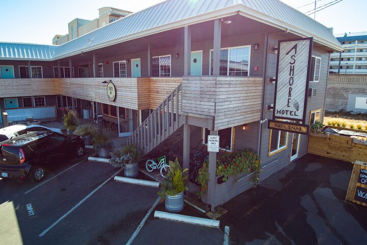 Hotel 4 of 76