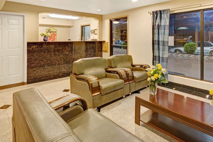 Hotel Interior 4 of 43