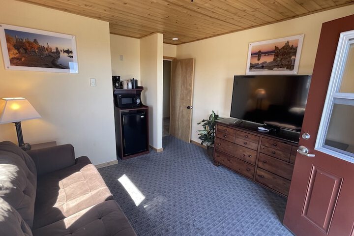 Room 35 of 96