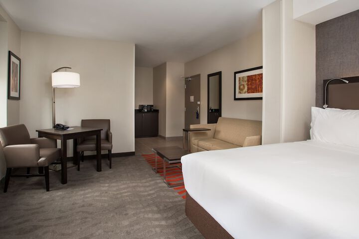 Room 14 of 47