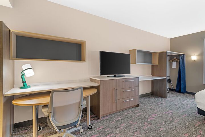 Home2 Suites by Hilton Queensbury Lake George