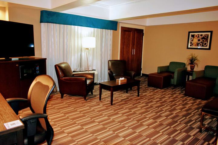 Room 23 of 37