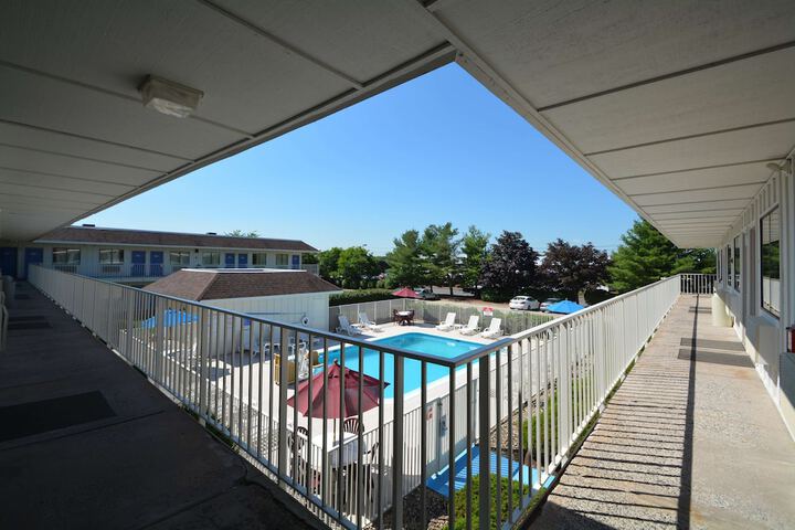 Pool 5 of 27