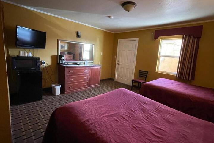Budget Inn