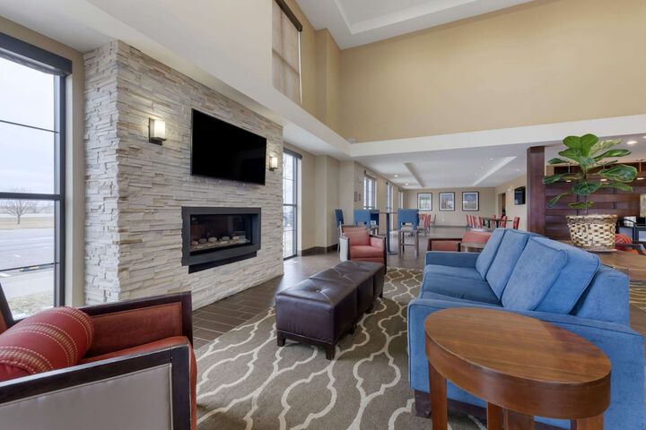 Hotel Interior 6 of 35