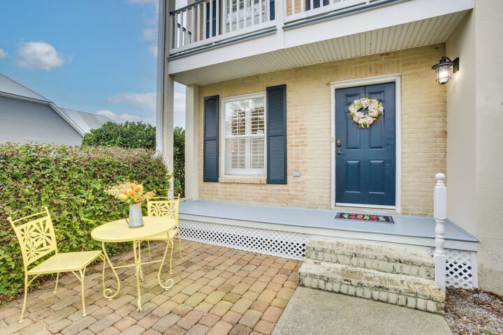 Old Town Bay St. Louis Townhome: Walk to Beach