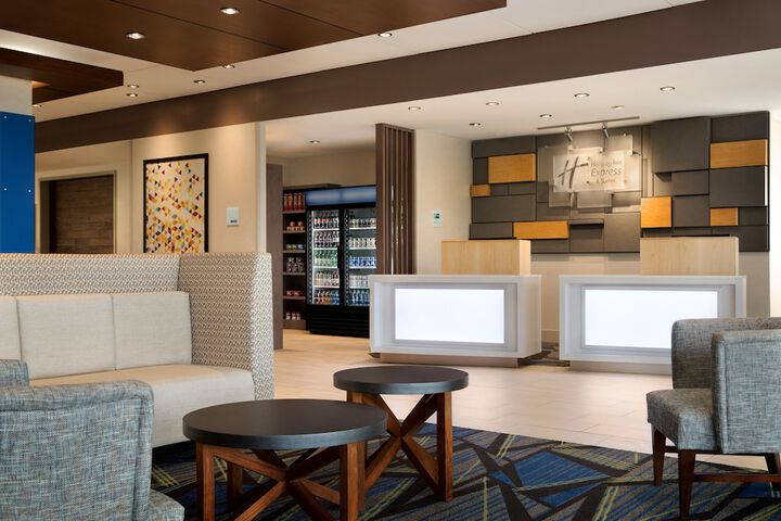 Holiday Inn Express & Suites Savannah N - Port Wentworth by IHG