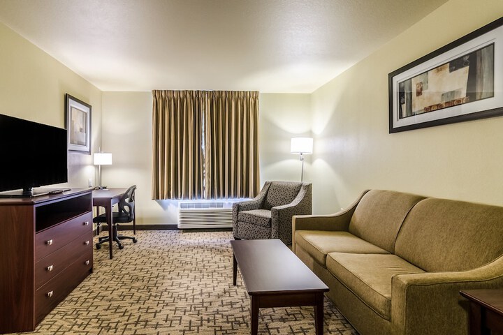 Room 28 of 55