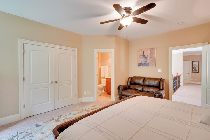 Luxury Estate: Game Room & Pickleball Court