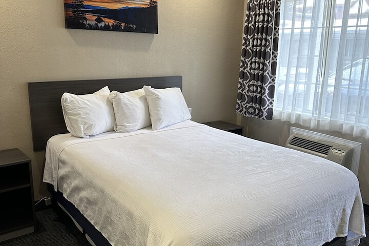 Room 43 of 46