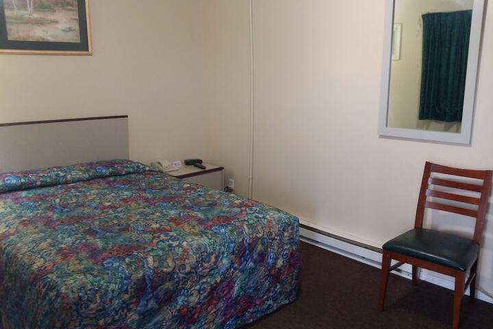 Rosemount Motel