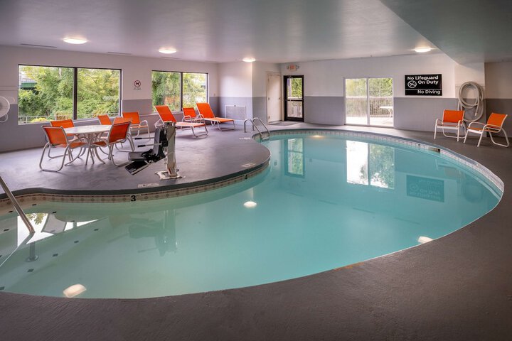 Pool 4 of 36