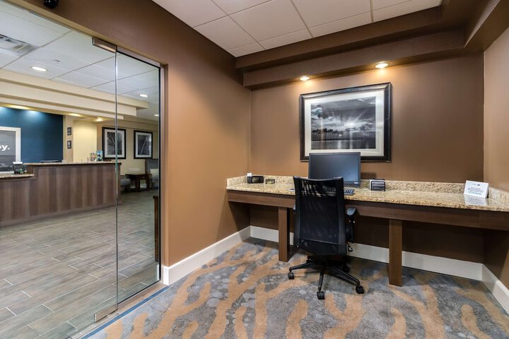 Business Center 46 of 47