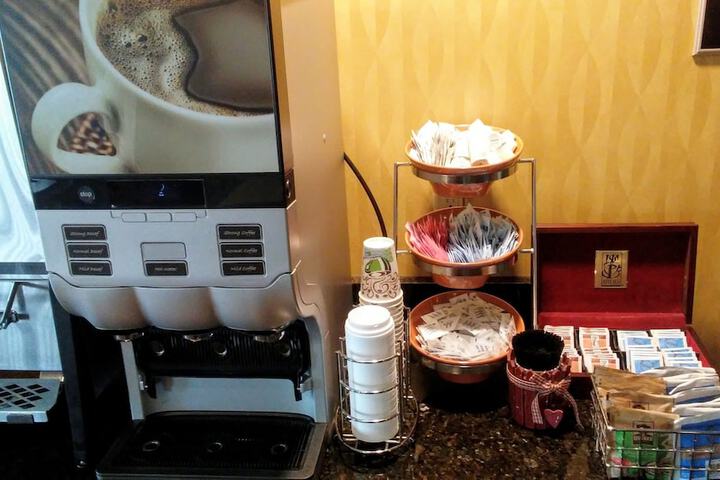 Breakfast/Coffee Service 17 of 22