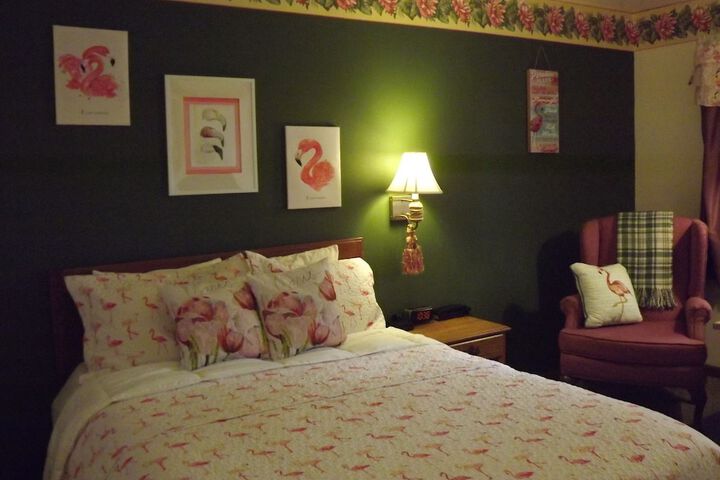 Room 126 of 175