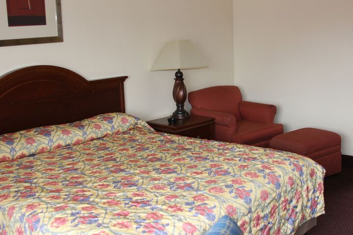Room 21 of 32