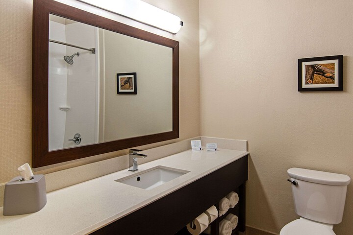 Room 35 of 54