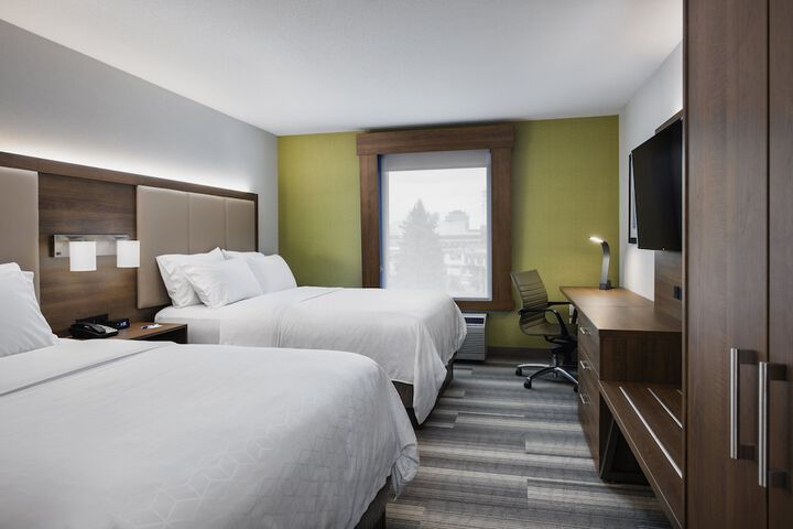 Room 12 of 42