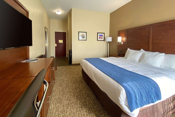 Room 30 of 44