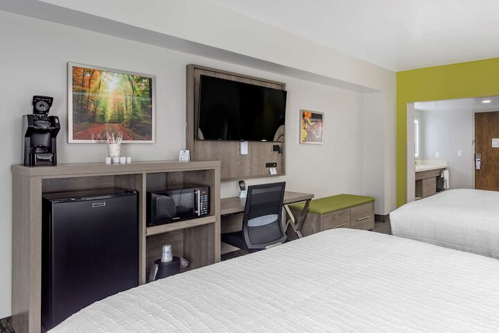 Room 20 of 42