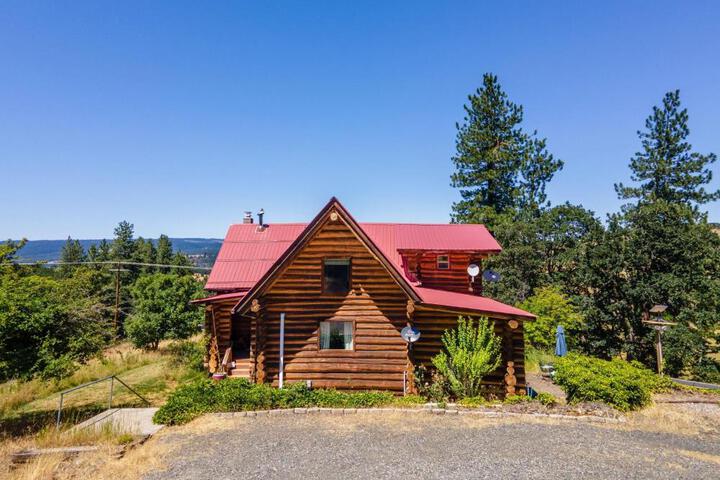 Rowland Log Cabin