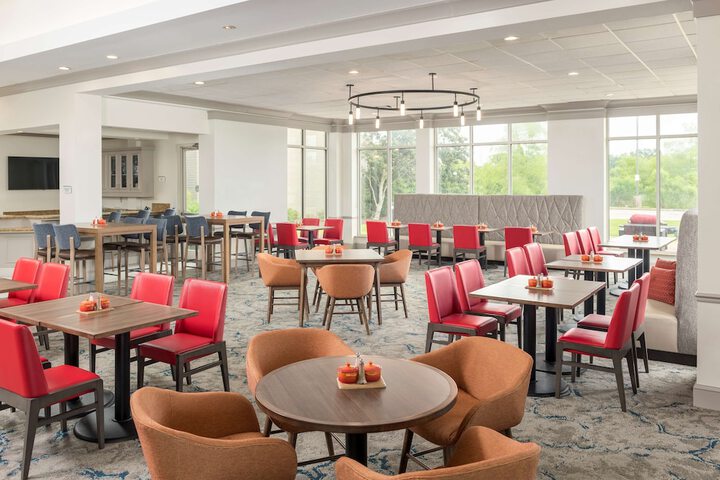 Hilton Garden Inn Lafayette / Cajundome