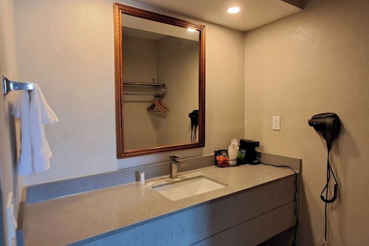 Days Inn by Wyndham Safford AZ