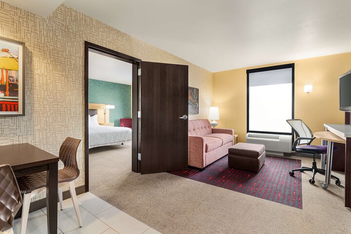 Room 17 of 41