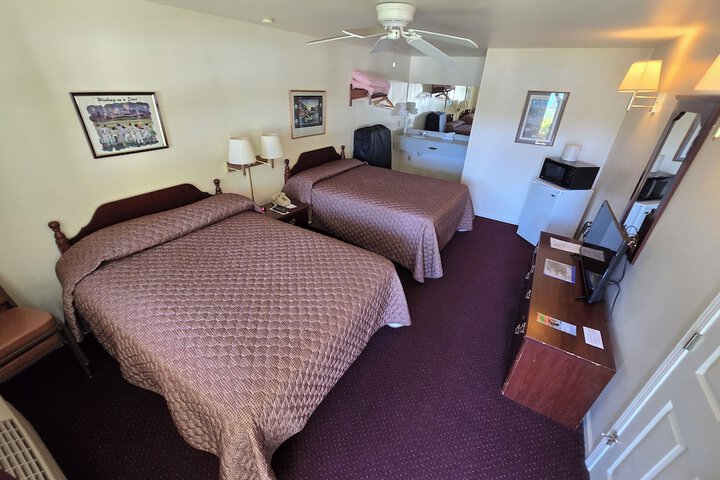 Lake View Motel